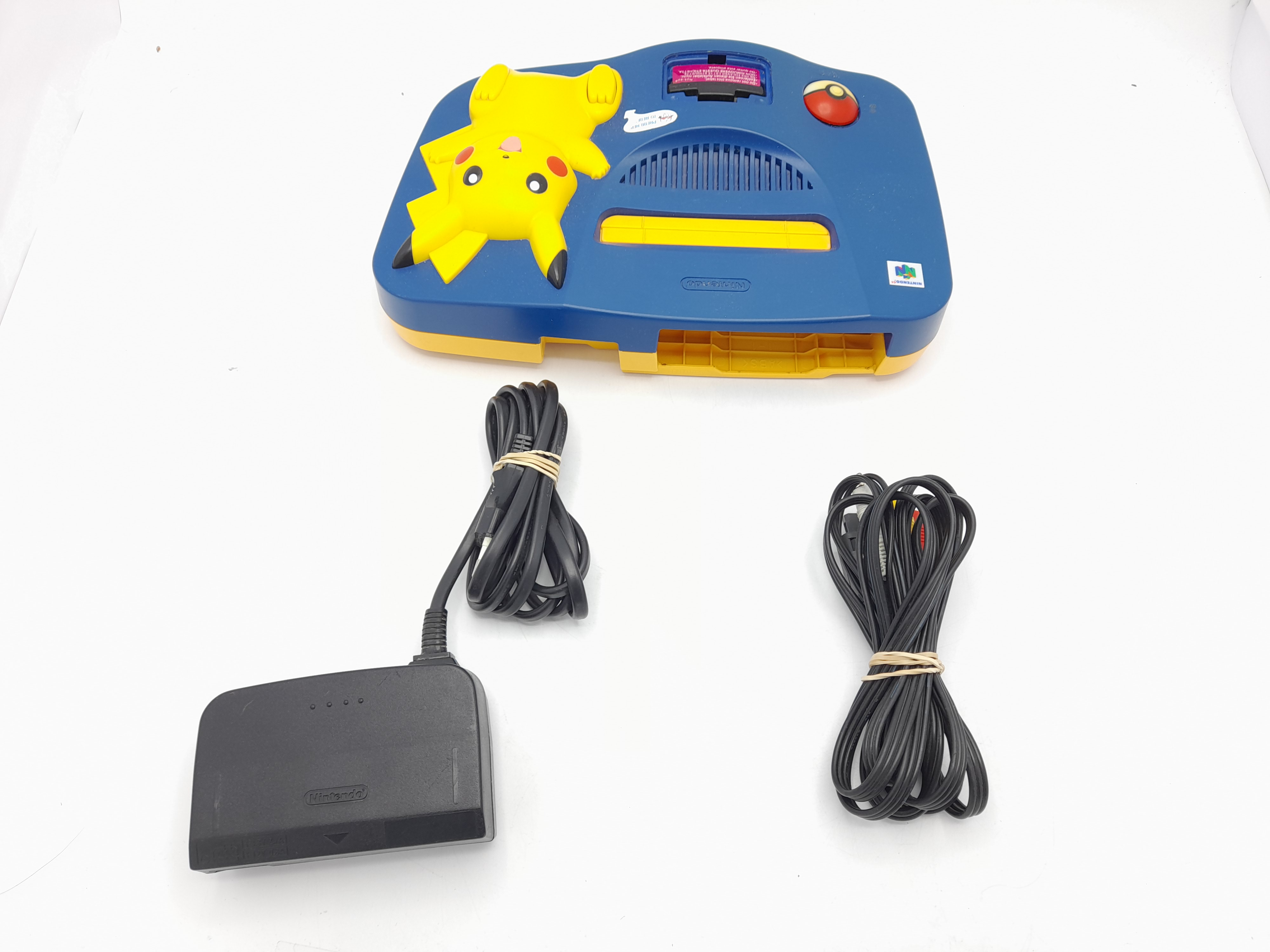 Foto van Nintendo 64 Pokémon Pikachu Edition Console