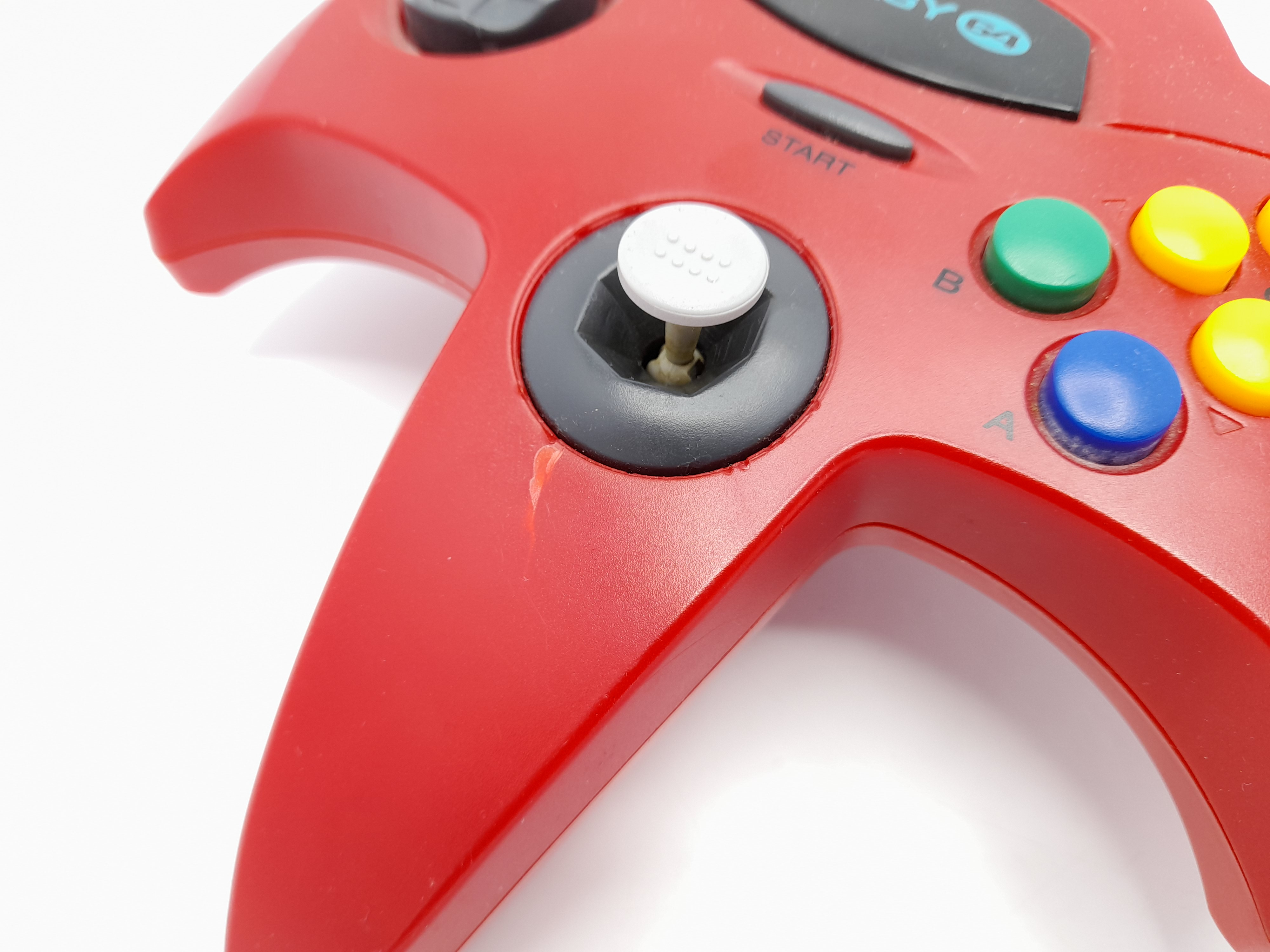 Foto van Easy 64 Controller - Rood