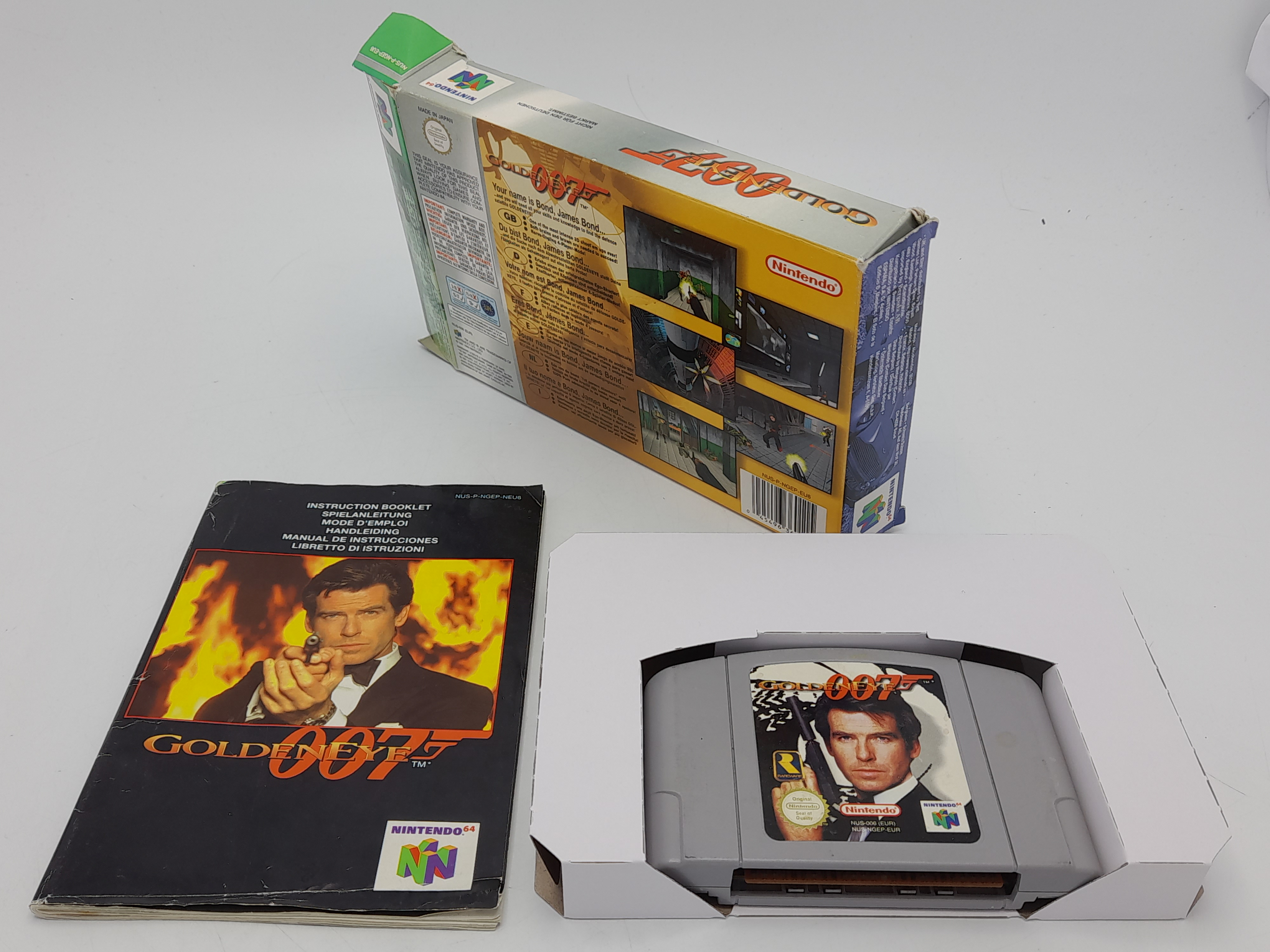 Foto van GoldenEye 007 Players Choice Compleet