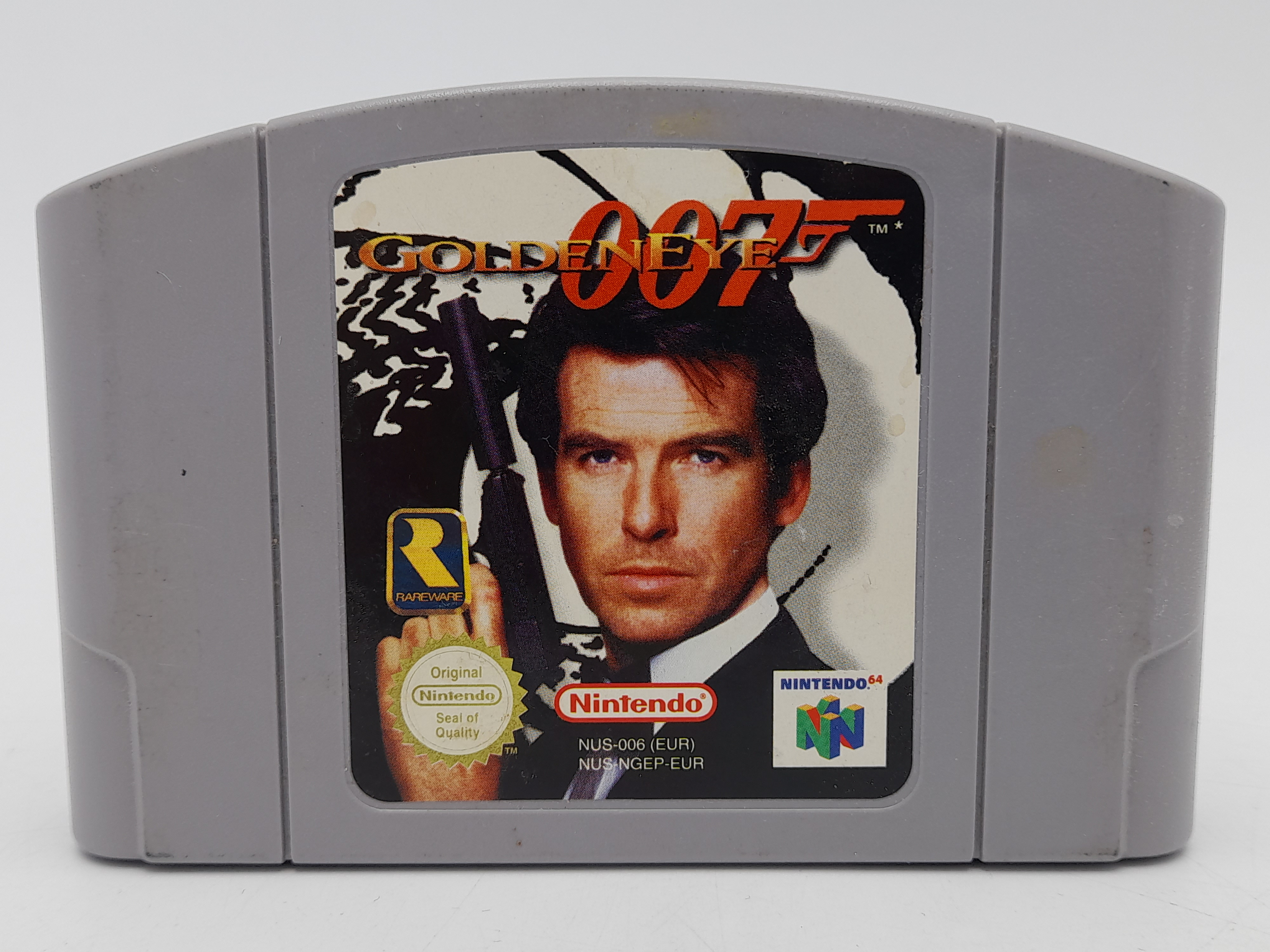 Foto van GoldenEye 007 Players Choice Compleet