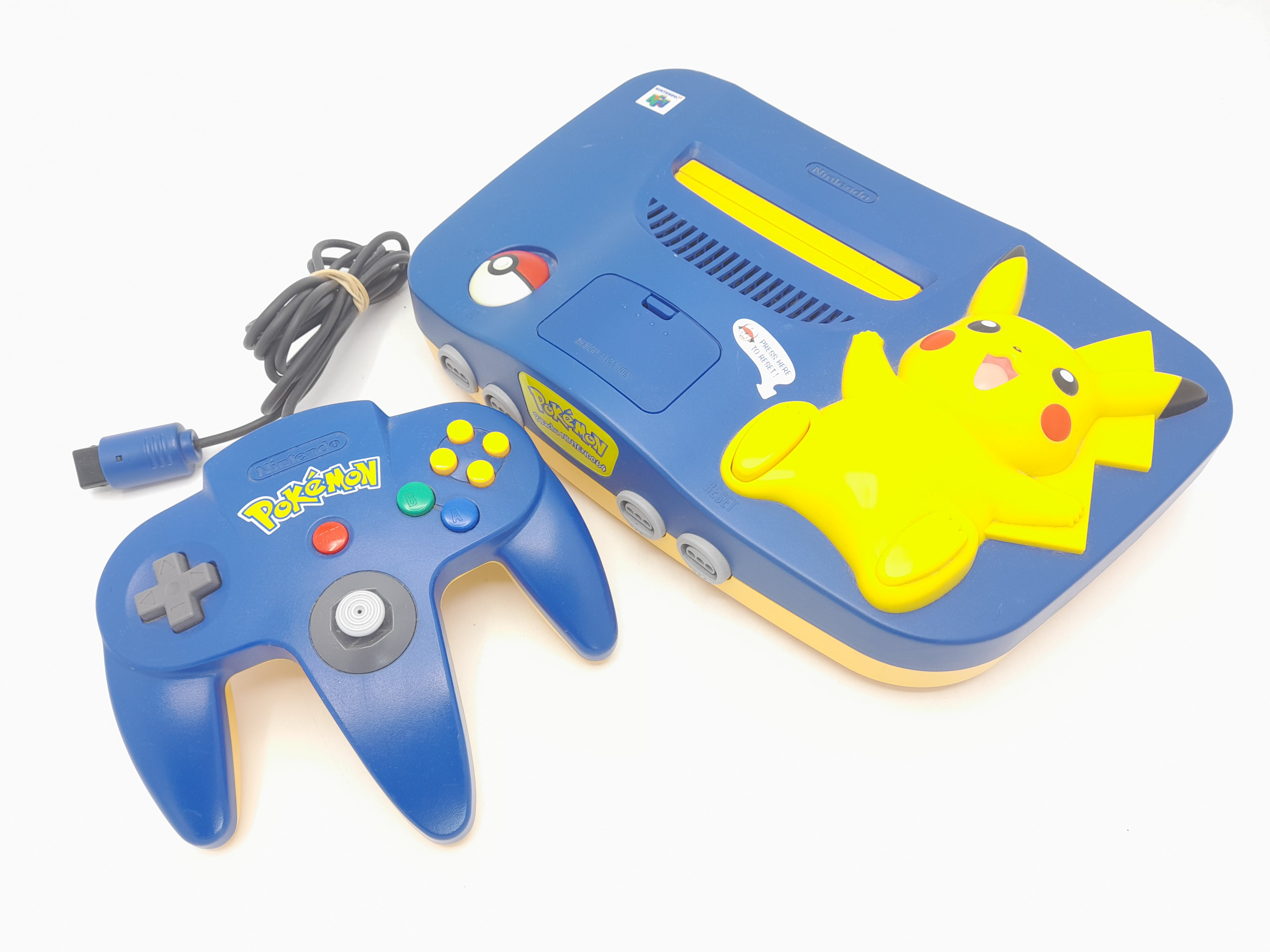 Foto van Nintendo 64 Pokémon Pikachu Edition & Pokémon Controller